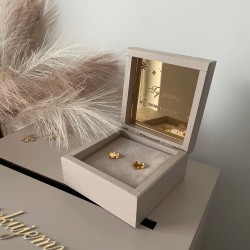 Pudełeczko kwadrat z...